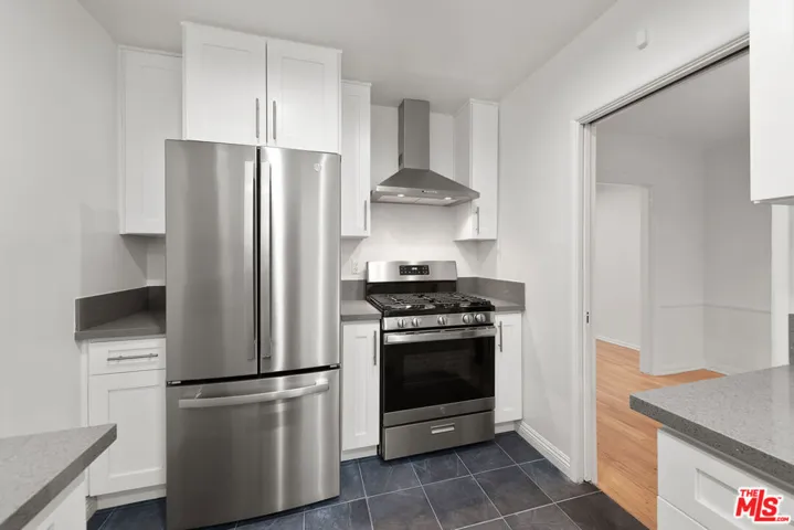 1208 N Crescent Heights Boulevard 4, West Hollywood, California 90046