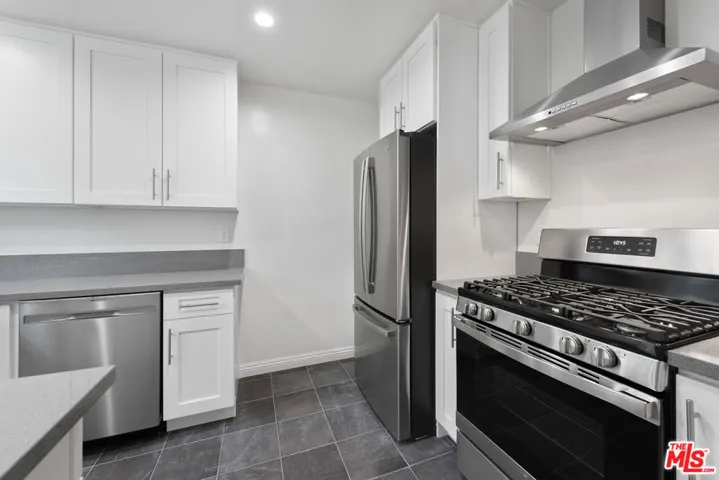 1208 N Crescent Heights Boulevard 4, West Hollywood, California 90046
