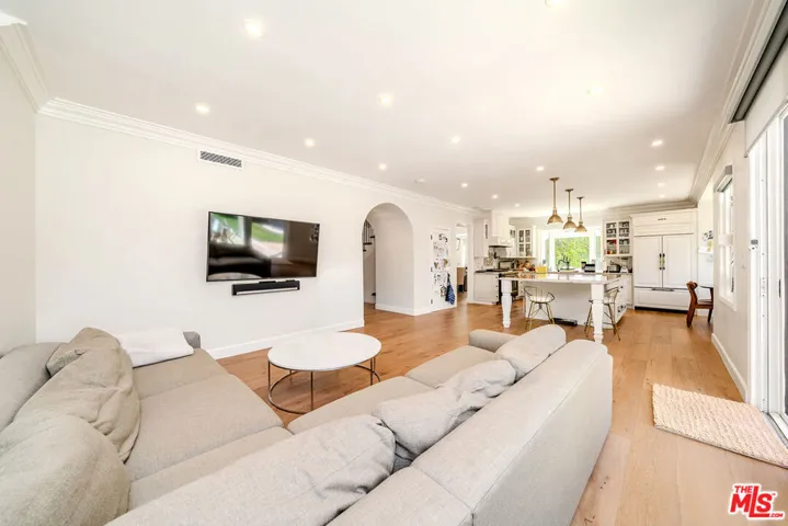 27 Horseshoe Lane, Palos Verdes Peninsula, California 90274
