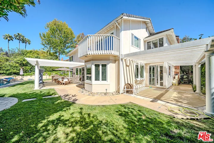 27 Horseshoe Lane, Palos Verdes Peninsula, California 90274