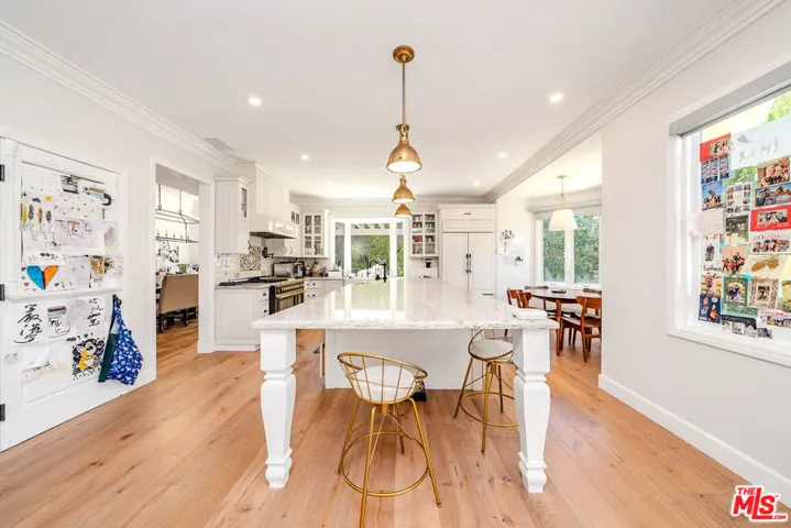 27 Horseshoe Lane, Palos Verdes Peninsula, California 90274