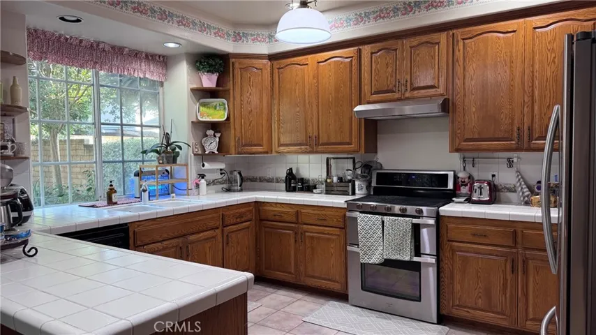 20616 Merridy, Chatsworth, California 91311