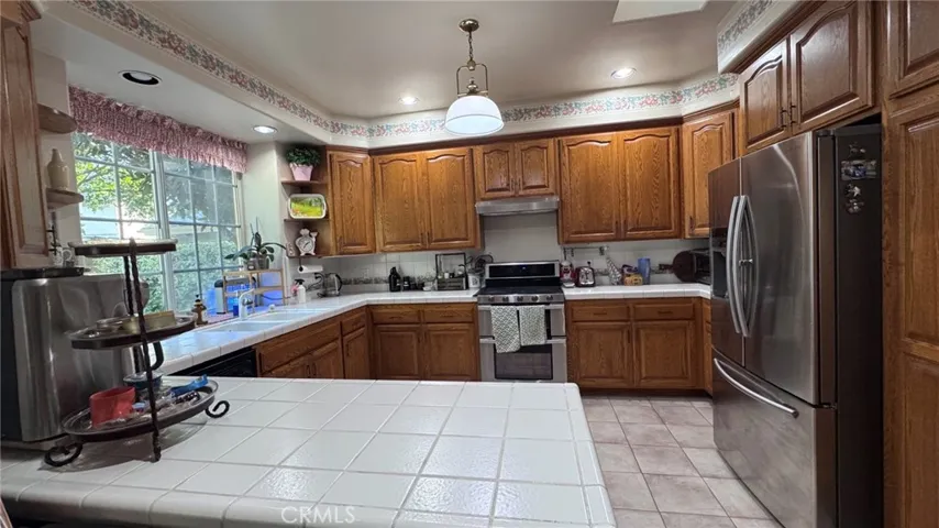 20616 Merridy, Chatsworth, California 91311