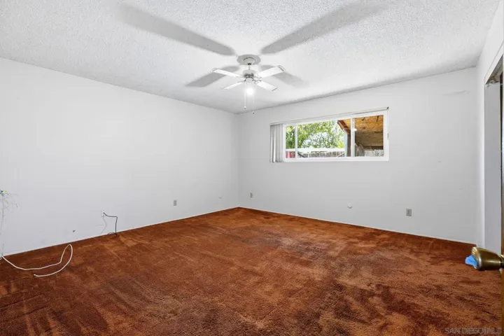13049 Lindo Lane, Lakeside, California 92040