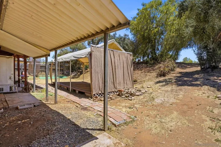 13049 Lindo Lane, Lakeside, California 92040