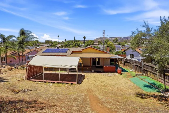 13049 Lindo Lane, Lakeside, California 92040