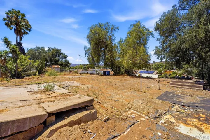 13049 Lindo Lane, Lakeside, California 92040