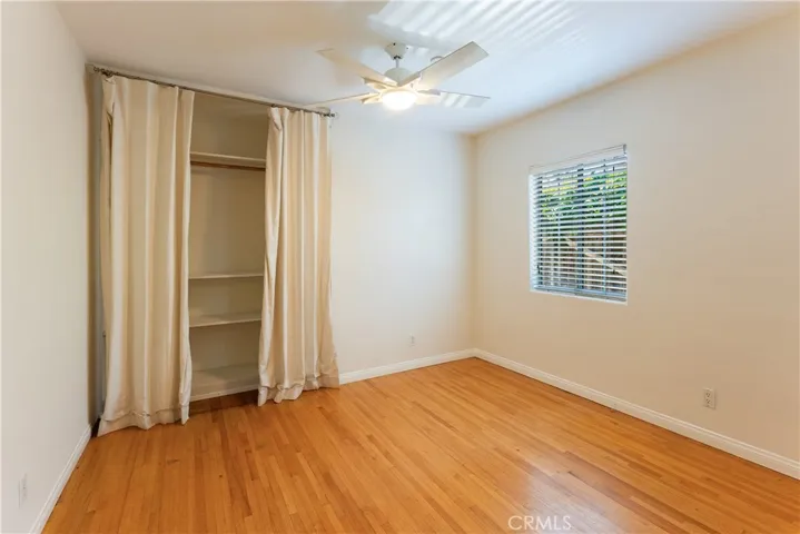 4722 Ventura Canyon, Sherman Oaks, California 91423