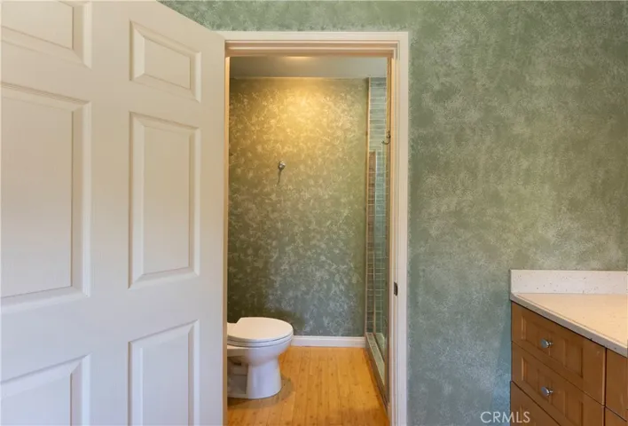 4722 Ventura Canyon, Sherman Oaks, California 91423