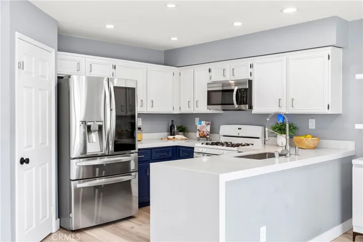 406 E. Center St., Anaheim, California 92805