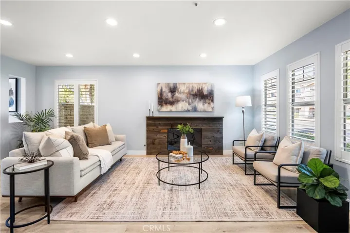 406 E. Center St., Anaheim, California 92805