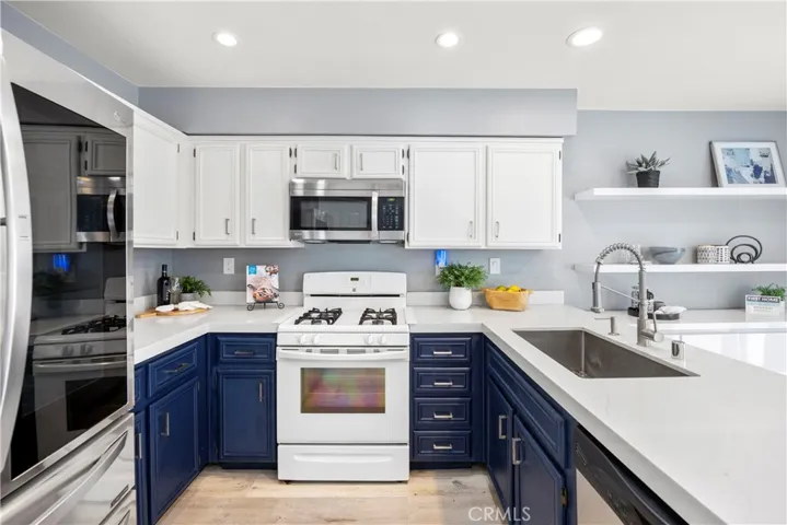406 E. Center St., Anaheim, California 92805