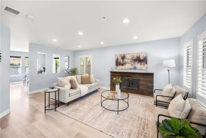406 E. Center St., Anaheim, California 92805