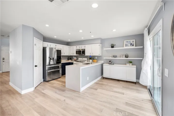 406 E. Center St., Anaheim, California 92805