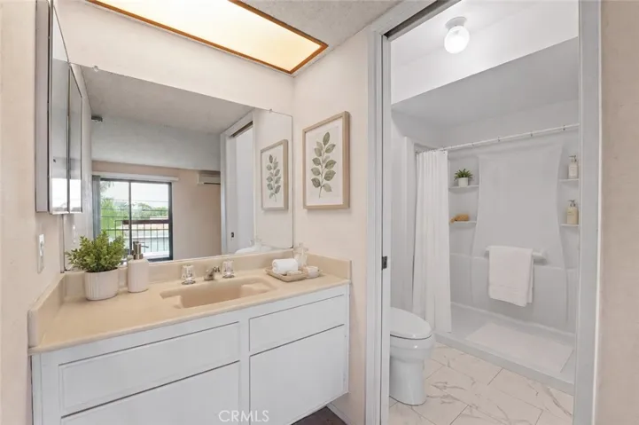 Digitally Enchanced Main Bathroom