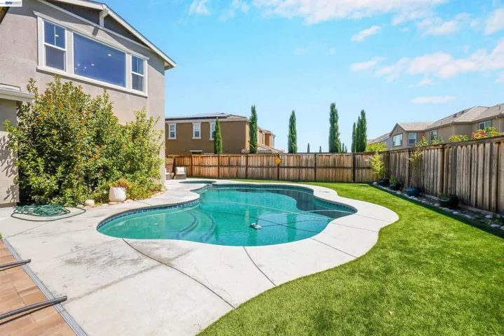 2628 Catspaw Ct, Tracy, California 95377