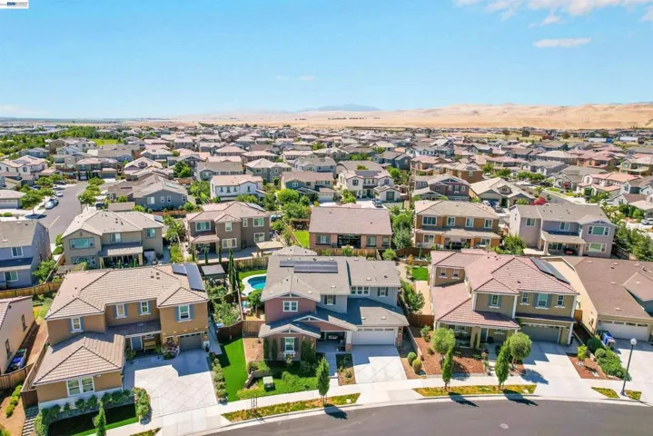 2628 Catspaw Ct, Tracy, California 95377