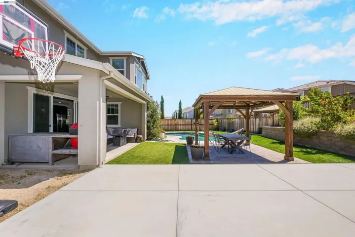 2628 Catspaw Ct, Tracy, California 95377