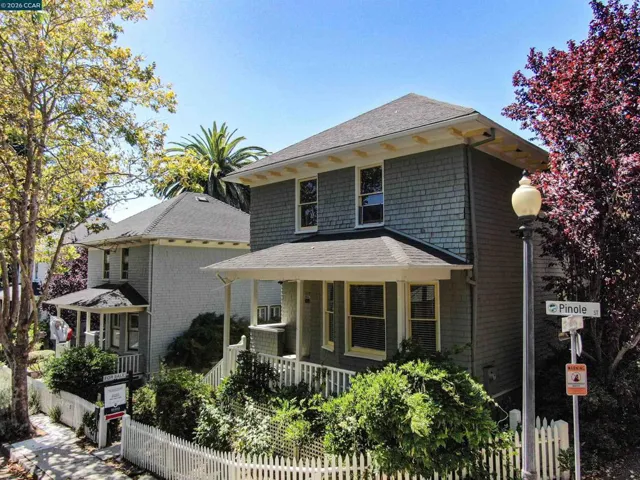 133 Pinole St, Hercules, California 94547