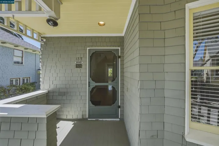133 Pinole St, Hercules, California 94547