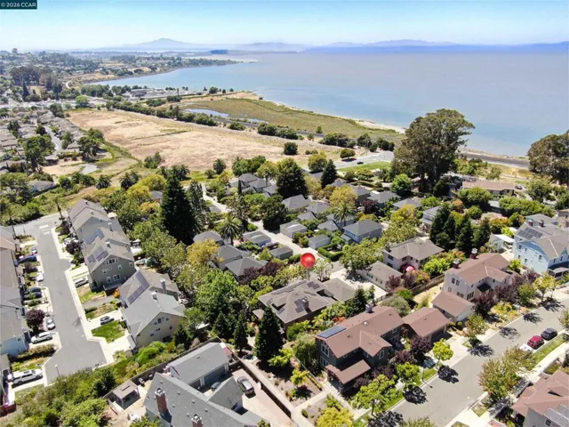 133 Pinole St, Hercules, California 94547