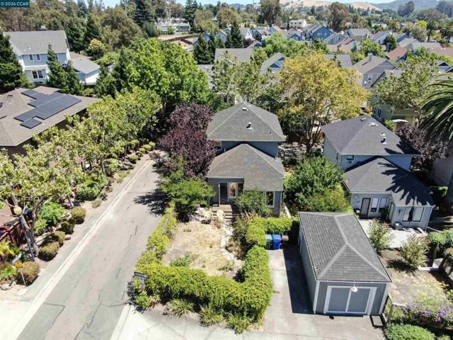 133 Pinole St, Hercules, California 94547