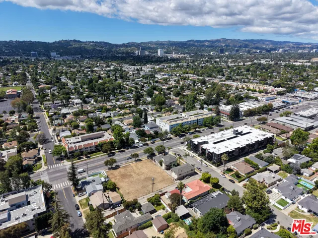 14715 Burbank Boulevard, Los Angeles, California 91411