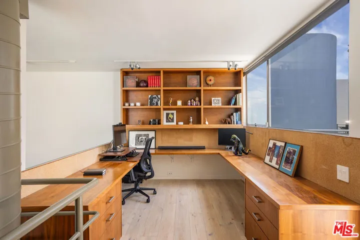 2433 28th Street B, Santa Monica, California 90405