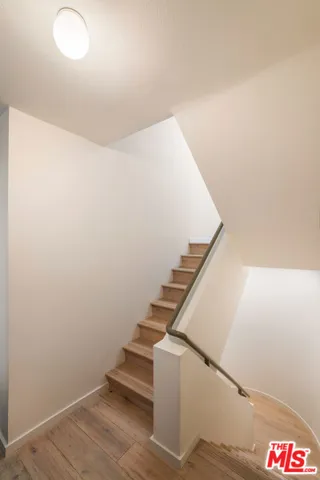 2433 28th Street B, Santa Monica, California 90405