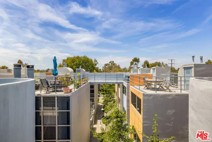 2433 28th Street B, Santa Monica, California 90405