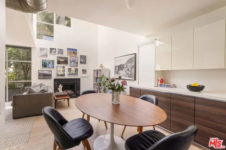 2433 28th Street B, Santa Monica, California 90405