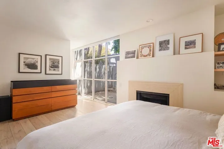 2433 28th Street B, Santa Monica, California 90405