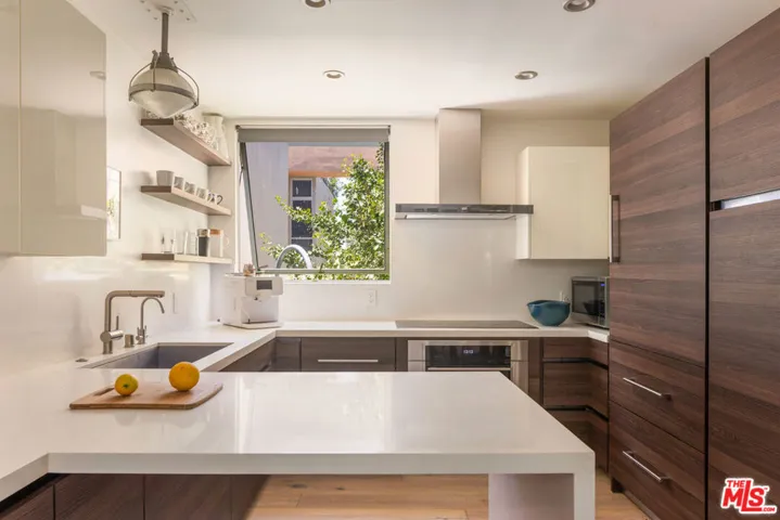 2433 28th Street B, Santa Monica, California 90405