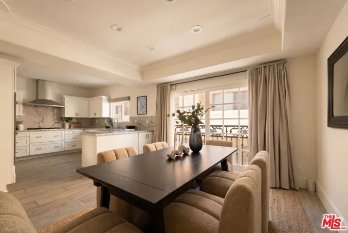 11723 Mayfield Avenue 3, Los Angeles, California 90049