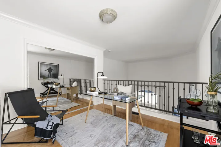 11723 Mayfield Avenue 3, Los Angeles, California 90049