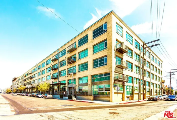 527 Molino Street 202, Los Angeles, California 90013