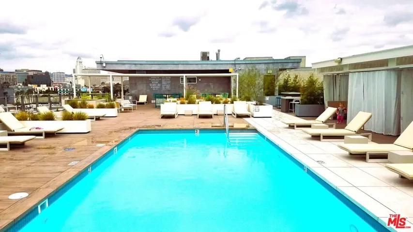 527 Molino Street 202, Los Angeles, California 90013