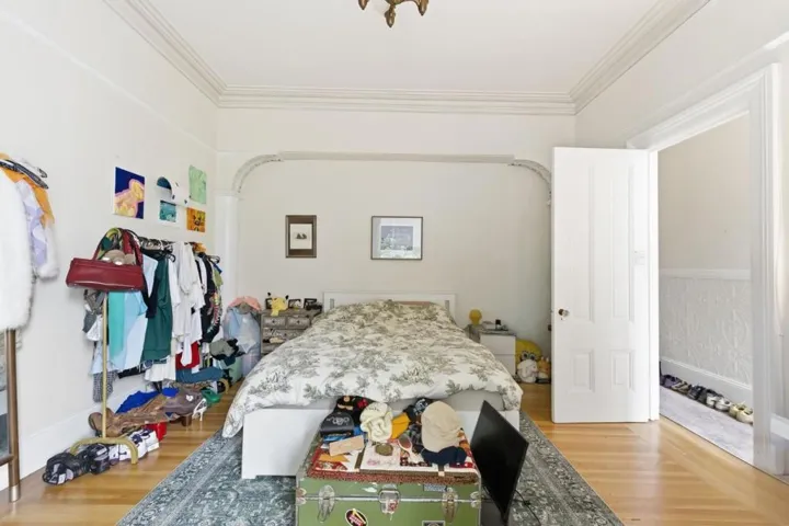 323327 San Jose Avenue, San Francisco, California 94110