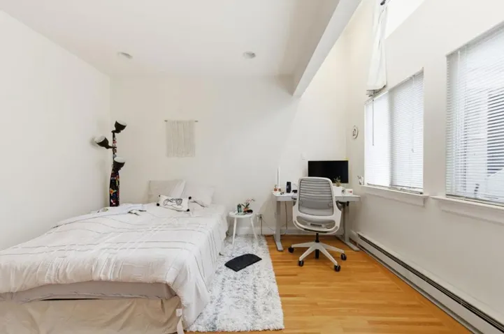 323327 San Jose Avenue, San Francisco, California 94110