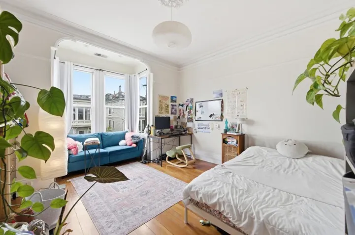 323327 San Jose Avenue, San Francisco, California 94110