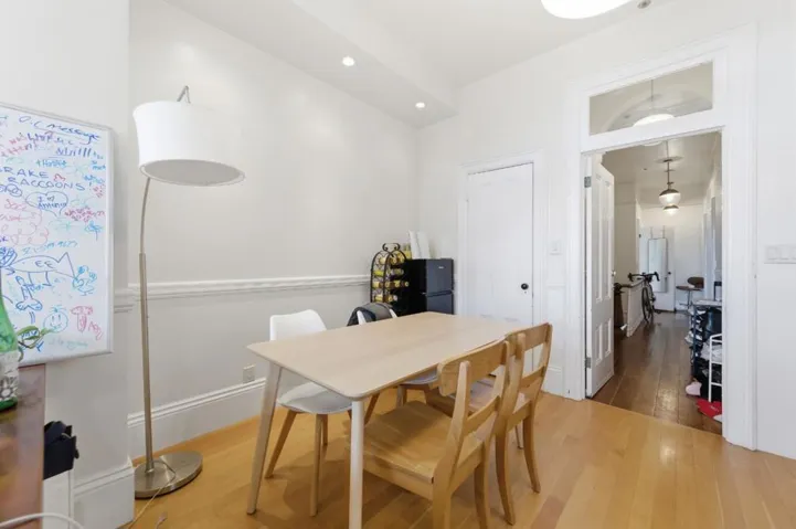 323327 San Jose Avenue, San Francisco, California 94110
