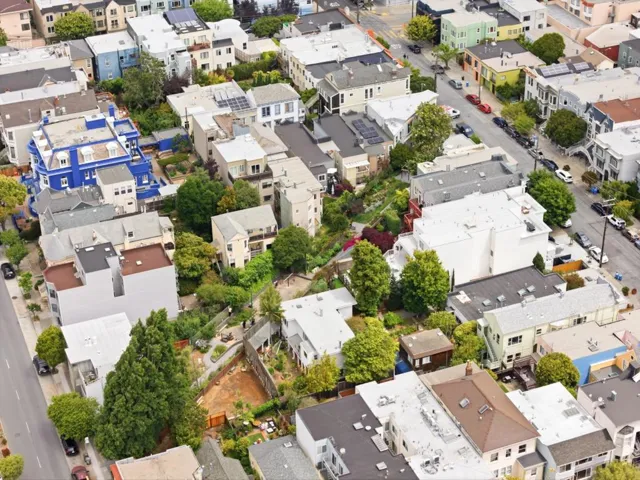 323327 San Jose Avenue, San Francisco, California 94110