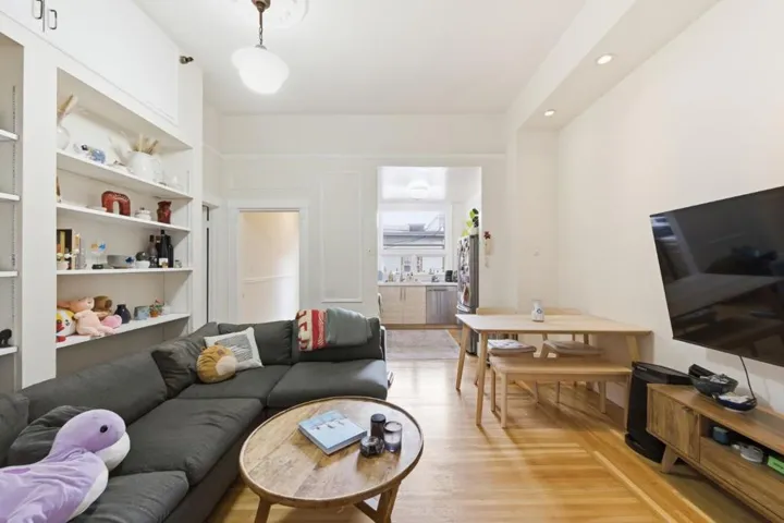323327 San Jose Avenue, San Francisco, California 94110