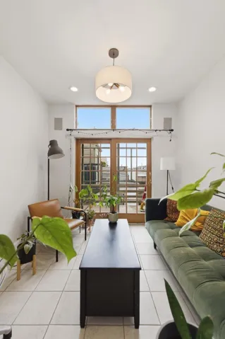 323327 San Jose Avenue, San Francisco, California 94110