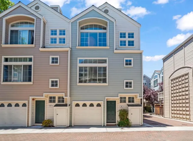 979 Pinto Palm Terrace 24, Sunnyvale, California 94087