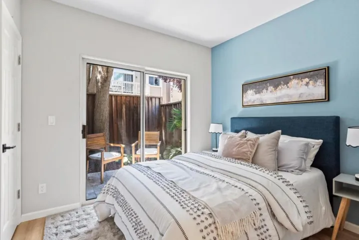979 Pinto Palm Terrace 24, Sunnyvale, California 94087