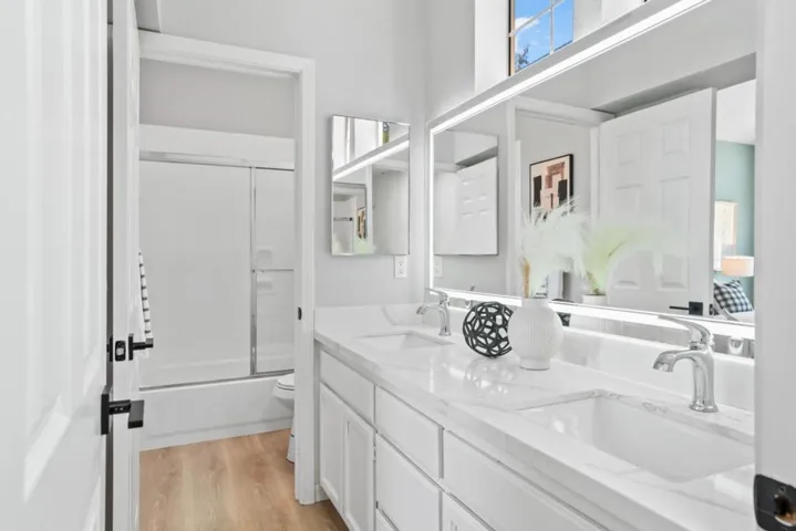 979 Pinto Palm Terrace 24, Sunnyvale, California 94087