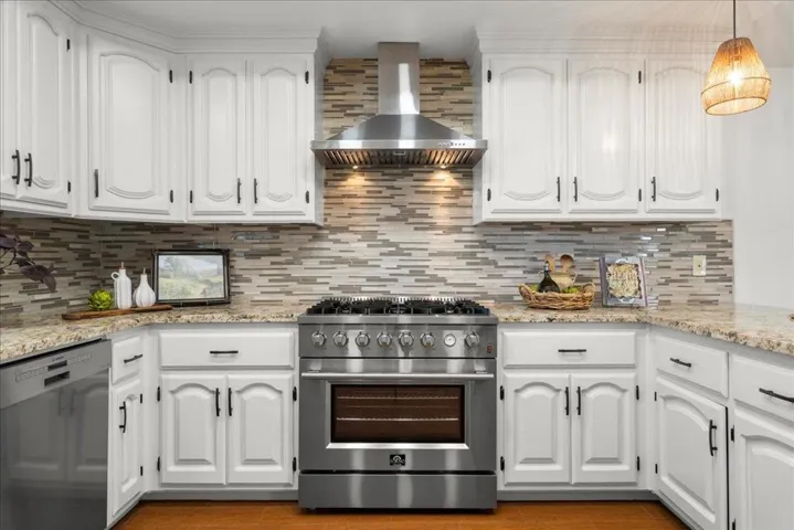 1235 Shamrock Drive, Campbell, California 95008