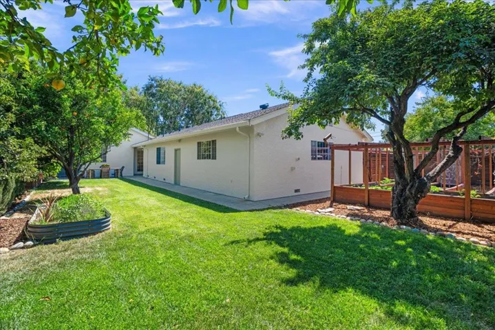 1235 Shamrock Drive, Campbell, California 95008