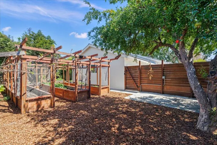 1235 Shamrock Drive, Campbell, California 95008